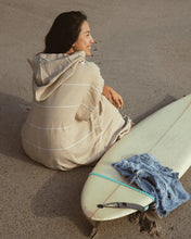Load image into Gallery viewer, Border Classic Stripe Poncho - Sand