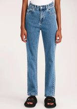 Load image into Gallery viewer, Organic Straight Leg Jean - Washed Blue
