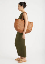 Load image into Gallery viewer, The Bay Basket - Amber
