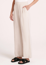Load image into Gallery viewer, Thilda Linen Pant - Natural
