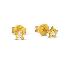 Load image into Gallery viewer, Dainty Star Studs Gold
