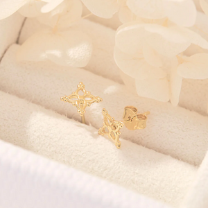 Dainty Moroccan Star Studs Gold