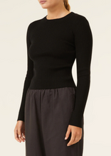 Load image into Gallery viewer, Nude Classic Knit - Black

